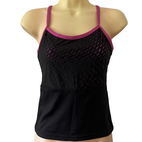 Motionwear Size M adult Black and Raspberry Laser cut Dance Top Sport Athletic - Picture 1 of 9